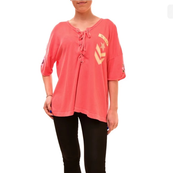 WILDFOX Womens Top Rad Maxwell Short Sleeves Red Size XS pink red lace up - Picture 2 of 16